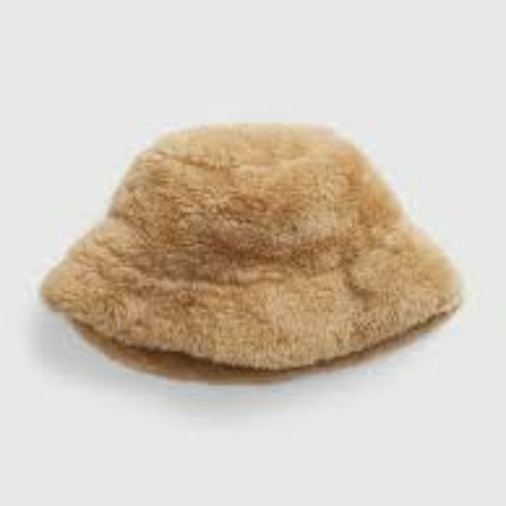 Gap Baby Sherpa Bucket Hat
